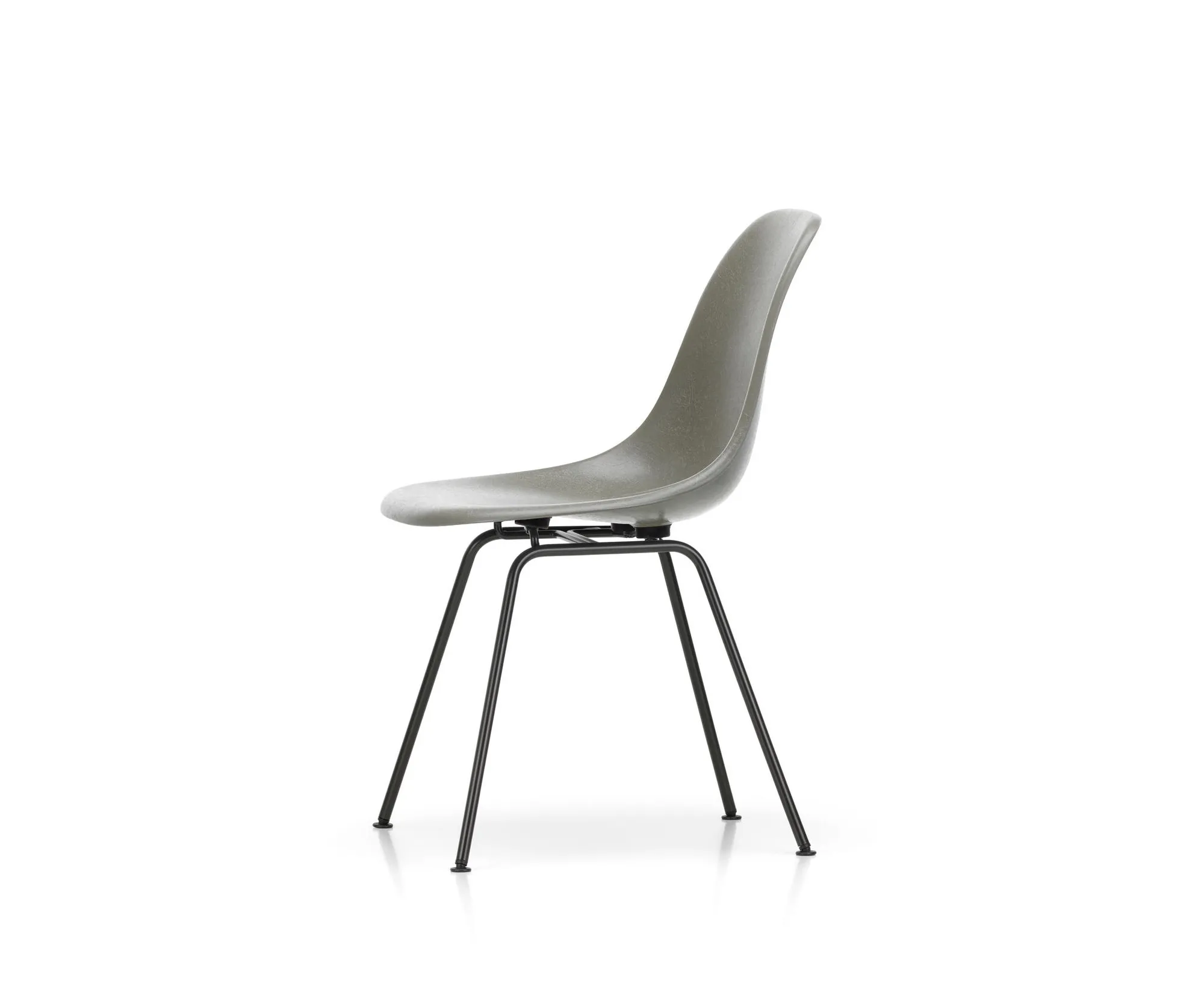 Eames Fiberglass DSX