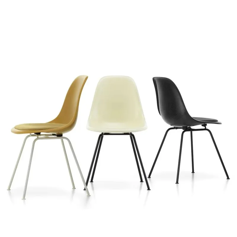 Eames Fiberglass DSX with cushion