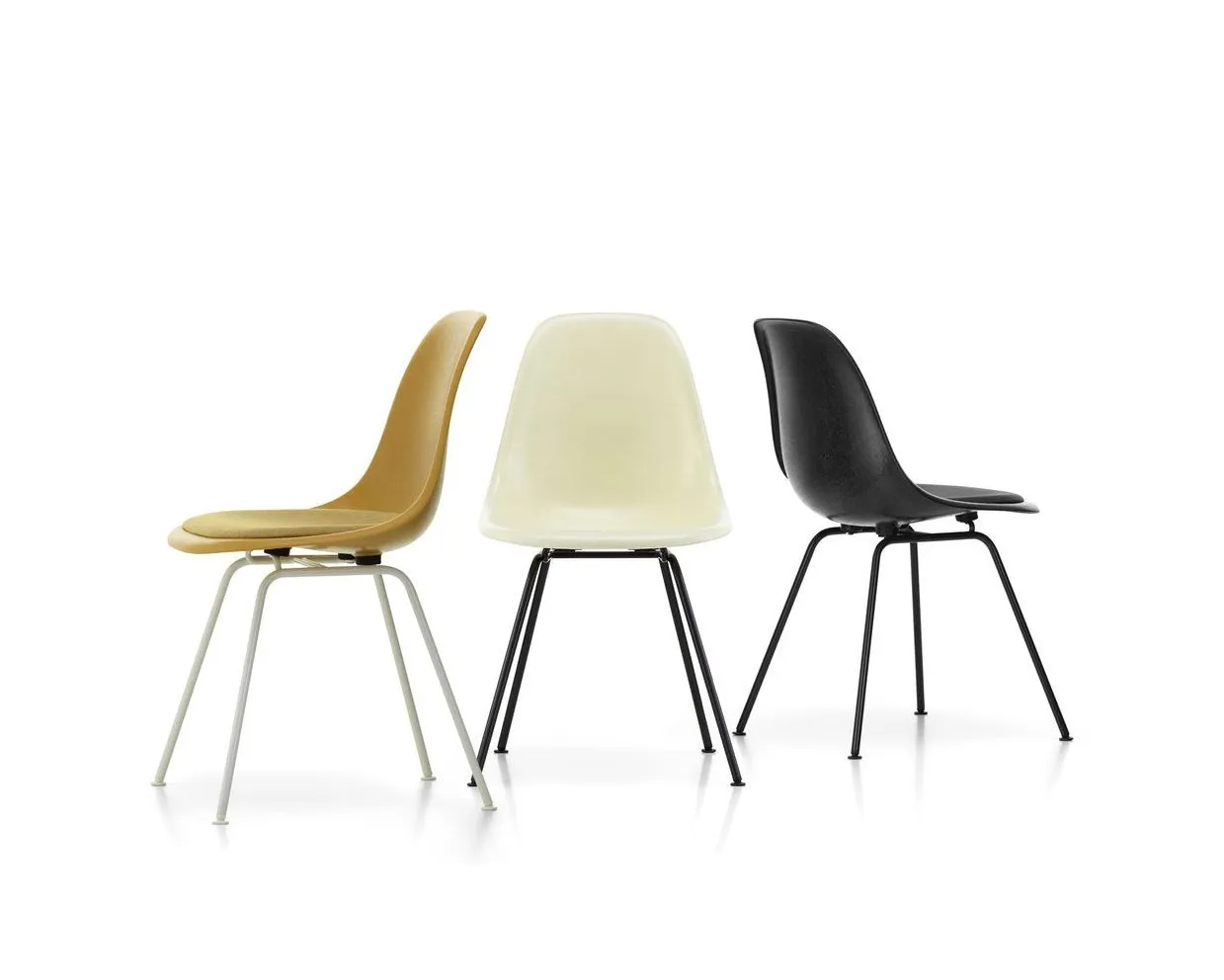 Eames Fiberglass DSX with cushion