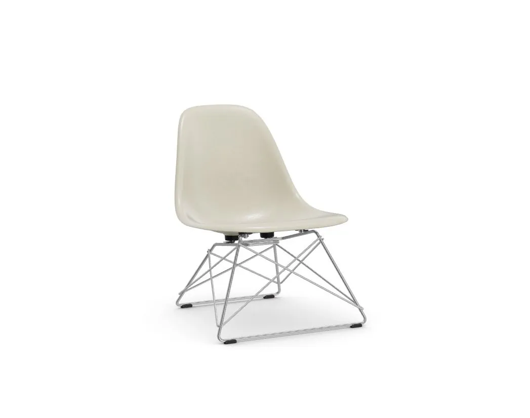 Eames Fiberglass Chair LSR – Vitra at Mesmetric