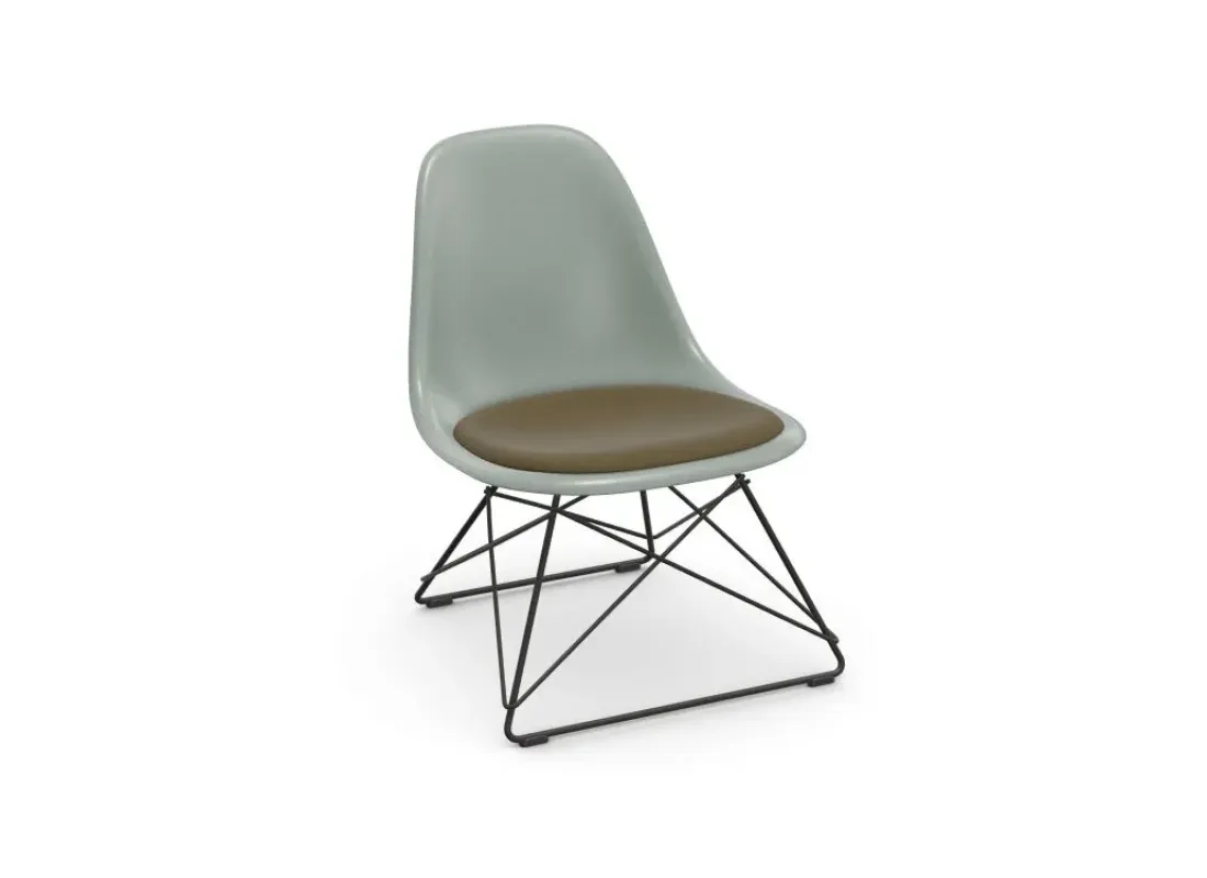 Eames Fiberglass Chair LSR with cushion