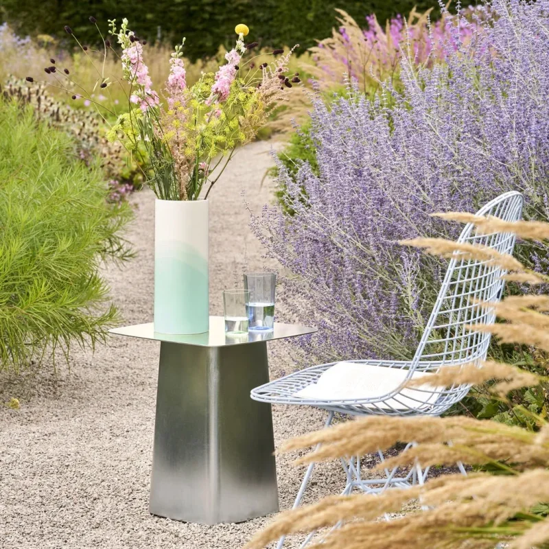 Herringbone Vessels - Plain - Vitra w Mesmetric