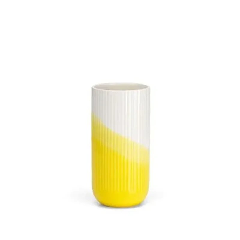Herringbone Vessels - Vase Ribbed - Vitra w Mesmetric