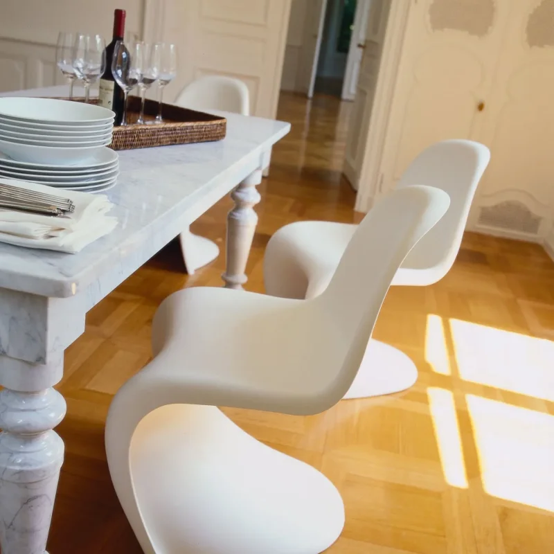 Panton - Vitra w Mesmetric