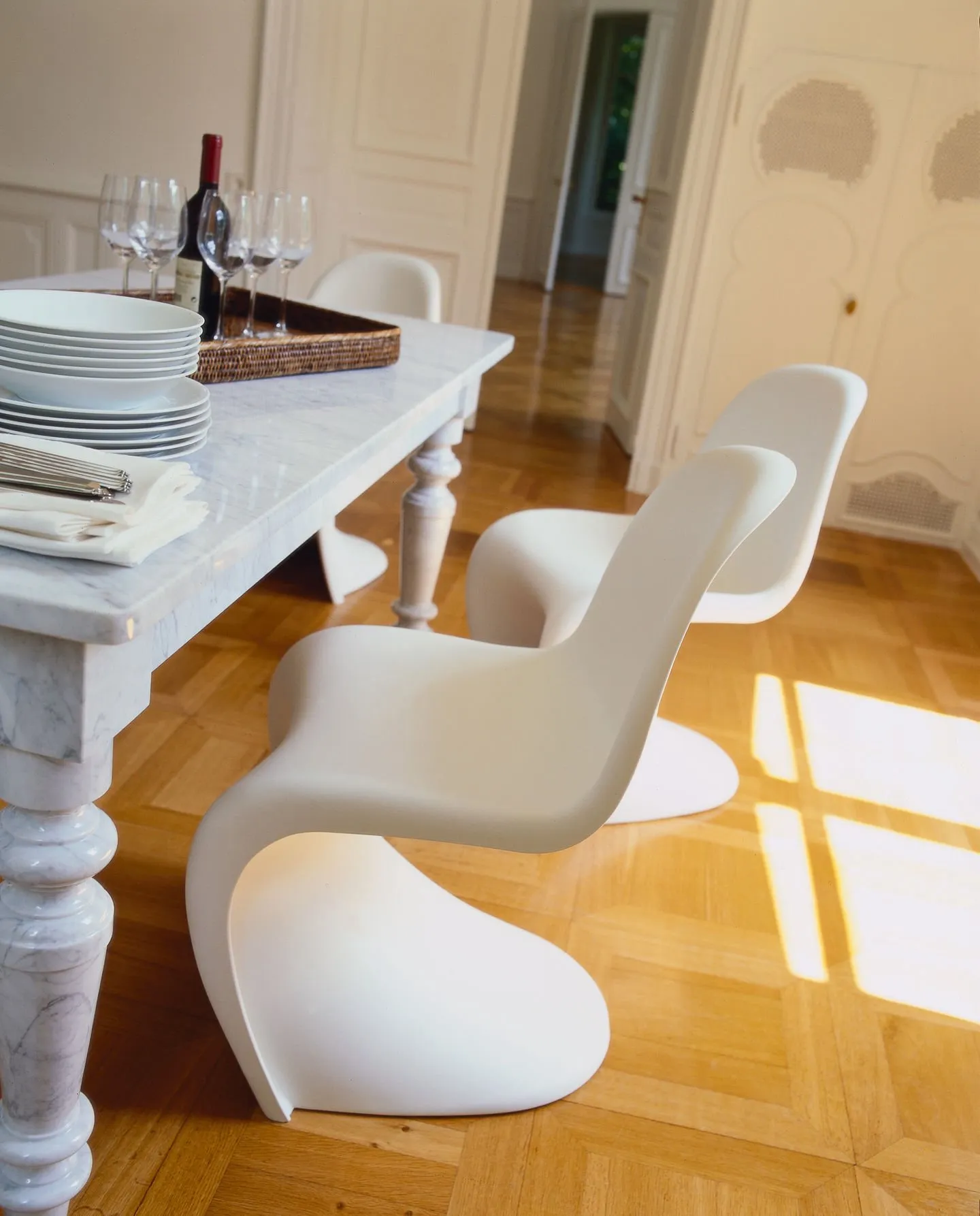 Panton - Vitra w Mesmetric