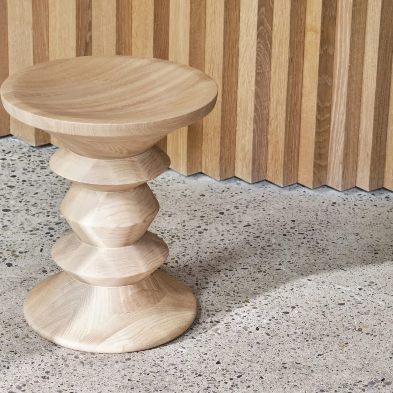 Stools - Vitra w Mesmetric