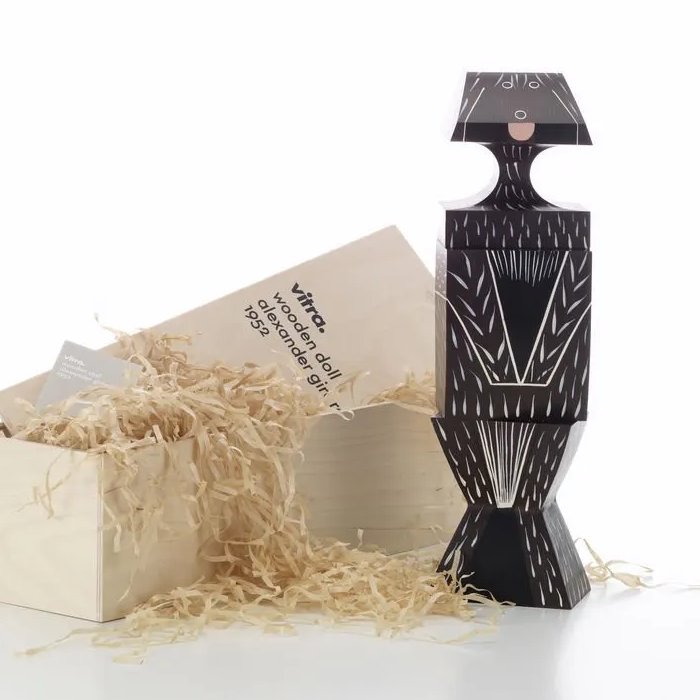 Wooden Doll Dog – Vitra at Mesmetric