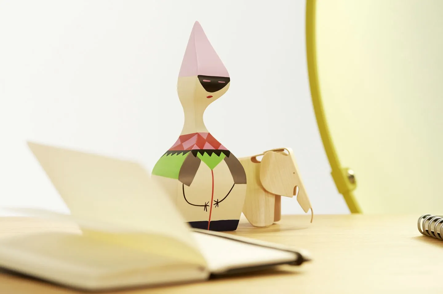 Wooden Doll No. 6 - Vitra w Mesmetric