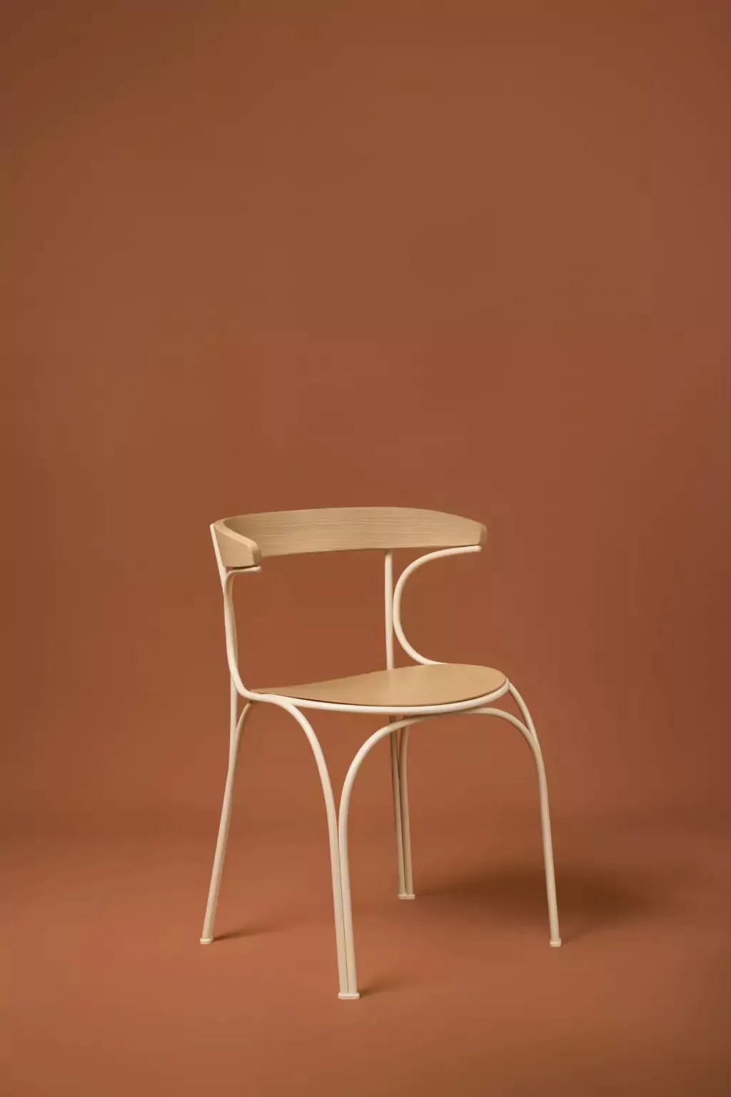 Ample - Gebrüder Thonet Vienna w Mesmetric