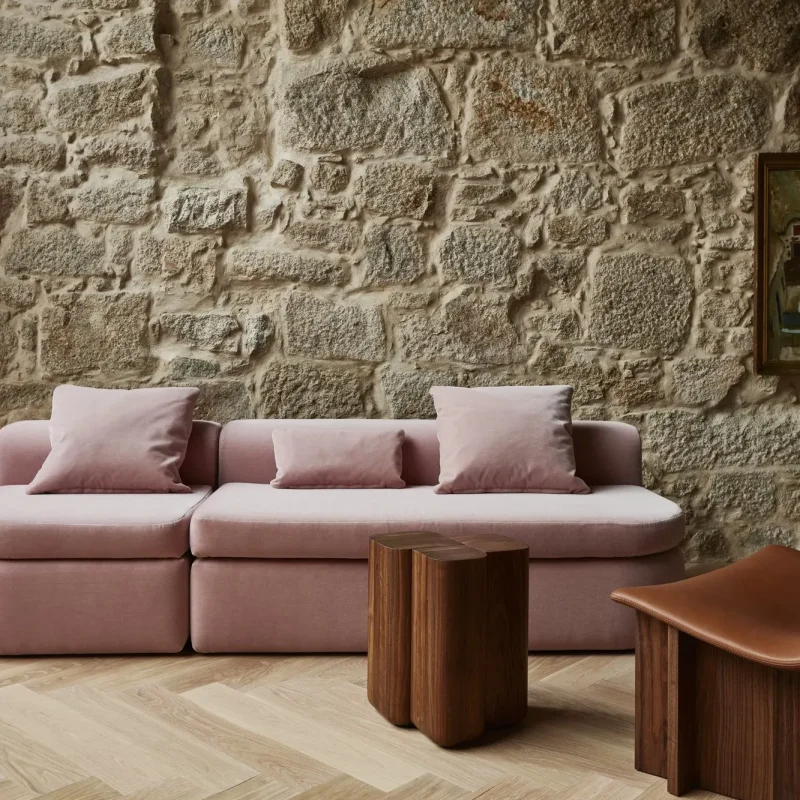 181 Aries Side Table - De La Espada w Mesmetric