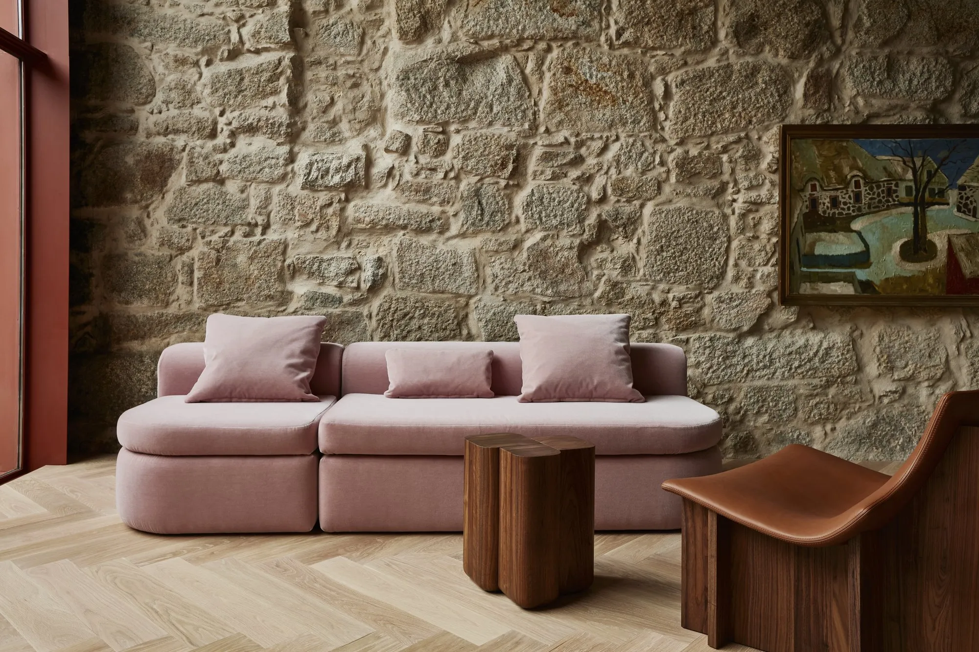 181 Aries Side Table - De La Espada w Mesmetric