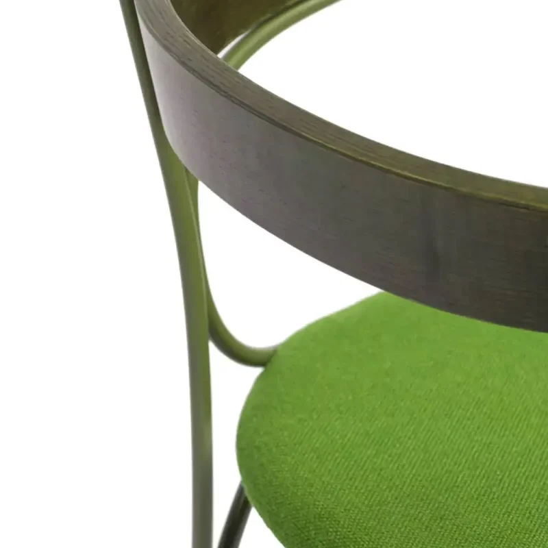 Ample Upholstered - Gebrüder Thonet Vienna w Mesmetric