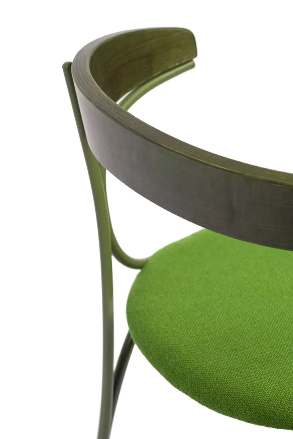 Ample Upholstered - Gebrüder Thonet Vienna w Mesmetric