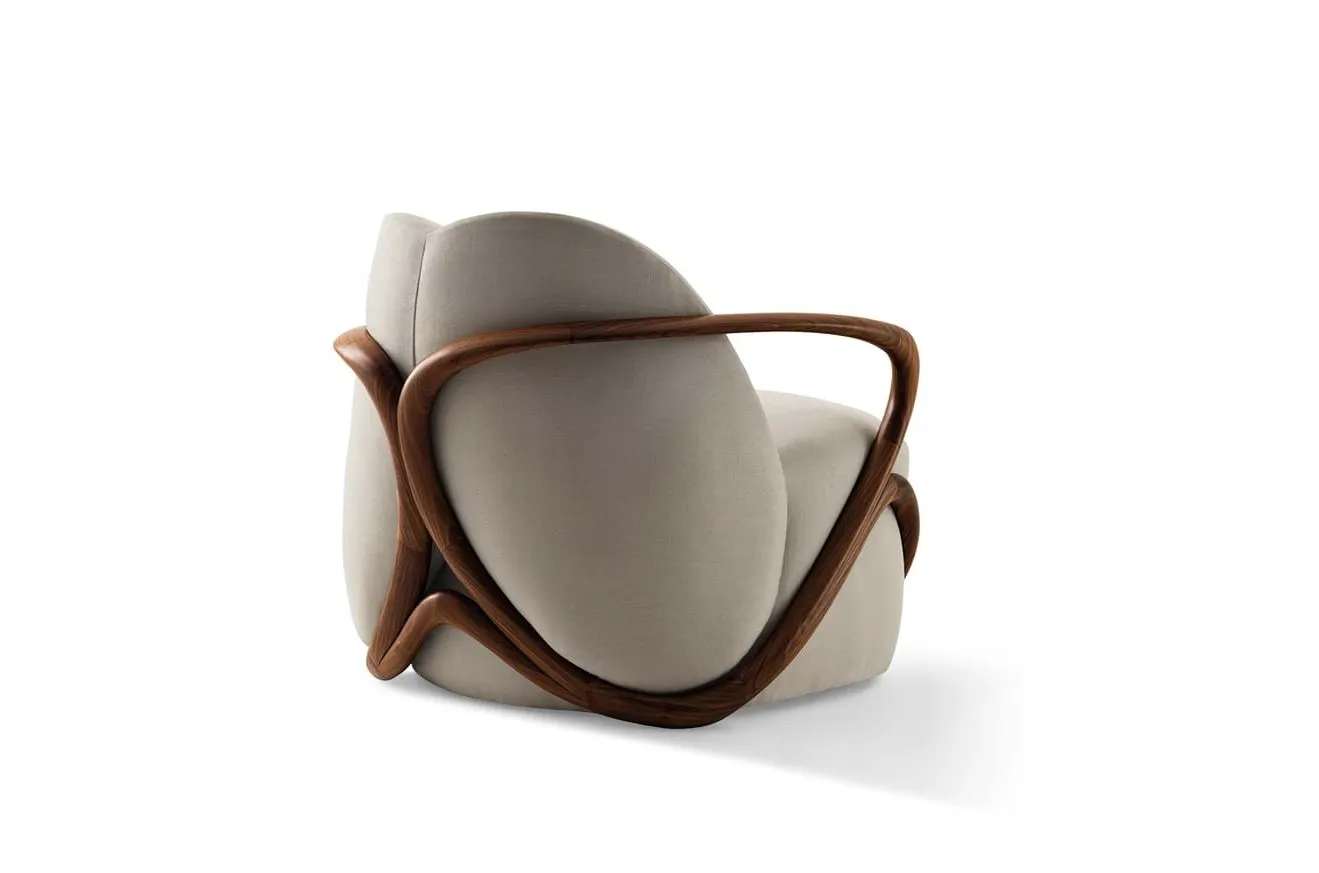 Hug – Giorgetti at Mesmetric