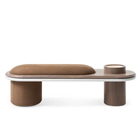 Liz Bench – Giorgetti at Mesmetric