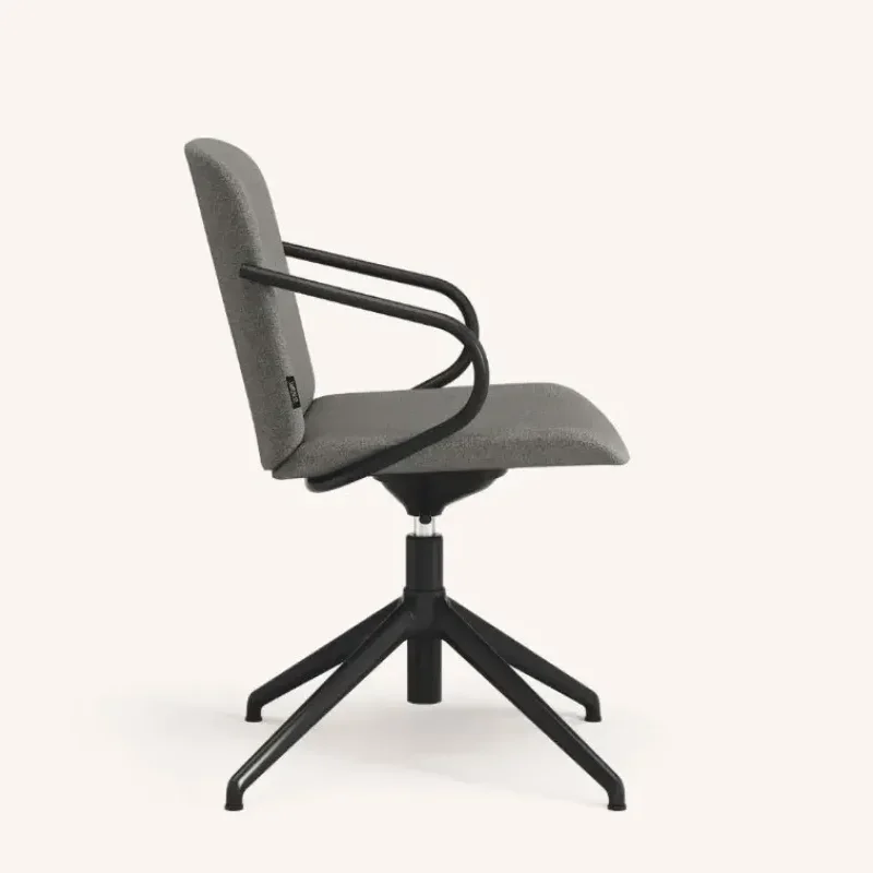 Amstelle armchair with 4 star base – Swedese at Mesmetric