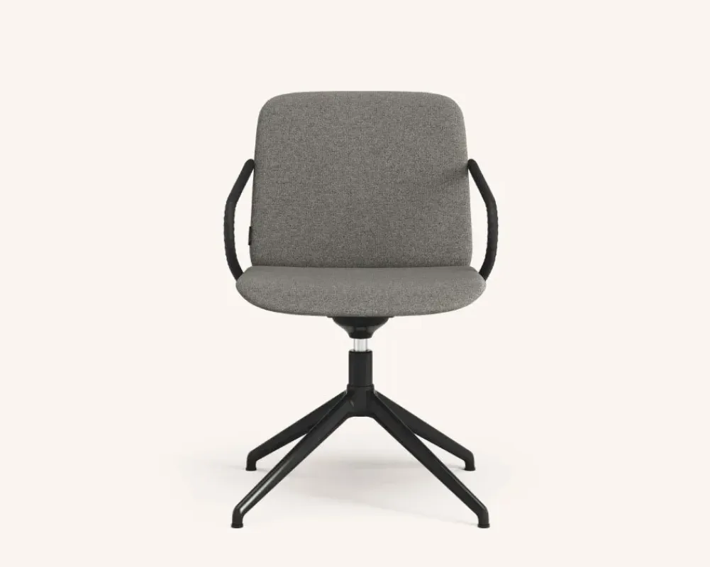 Amstelle armchair with 4 star base – Swedese at Mesmetric