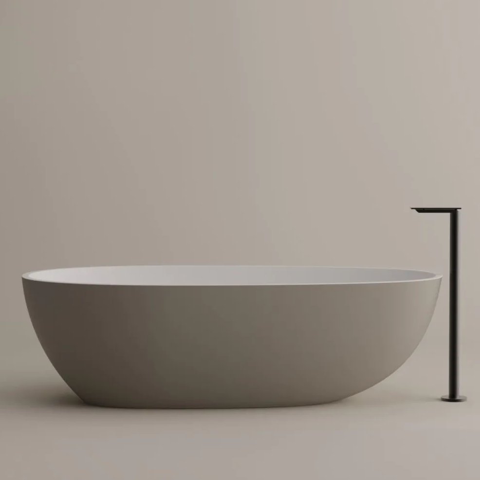 Spoon M Bathtube by Agape | Mesmetric