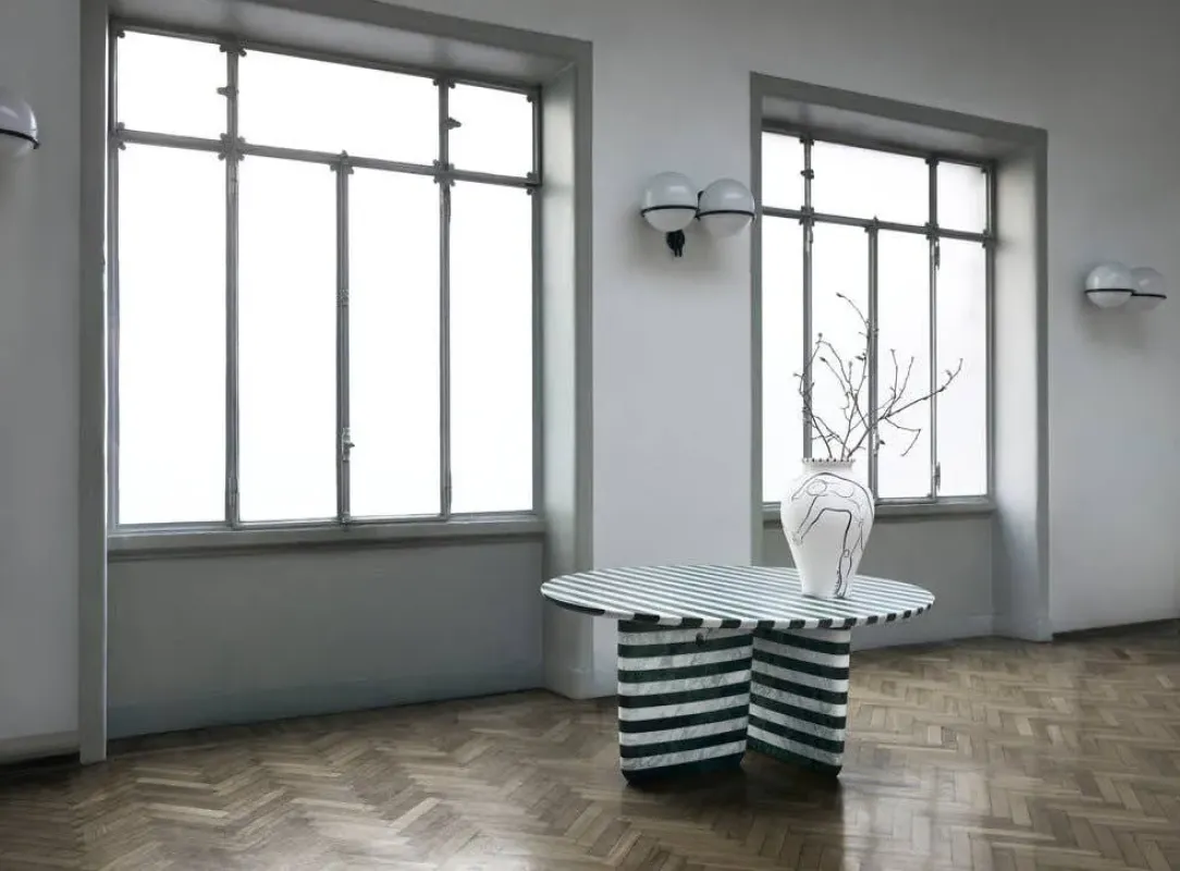 Tobi-Ishi Striped Marble – B&B Italia at Mesmetric