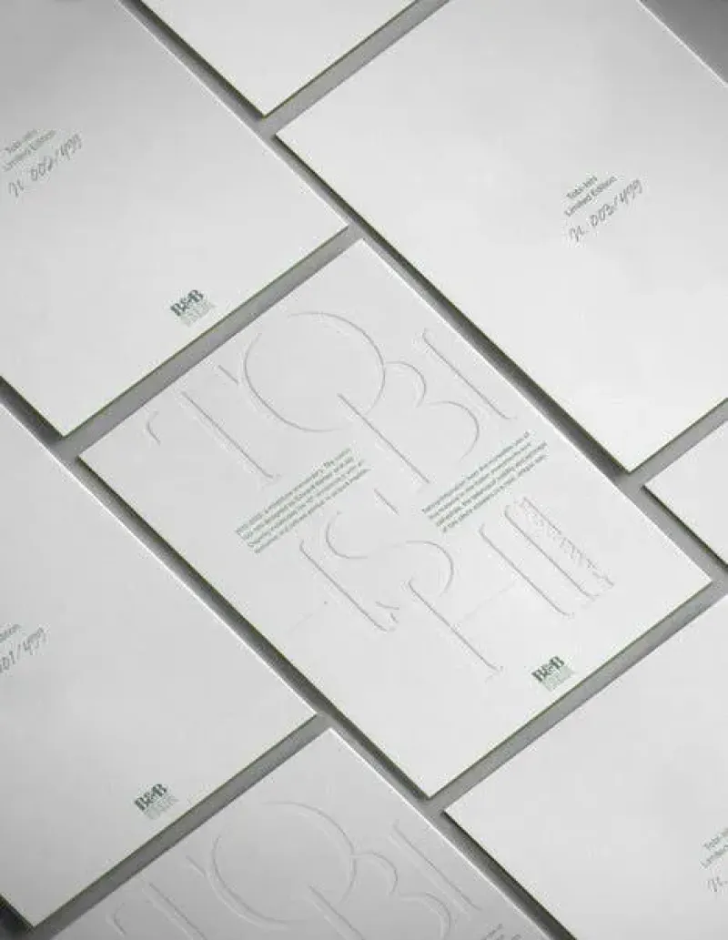Tobi-Ishi Striped Marble – B&B Italia at Mesmetric