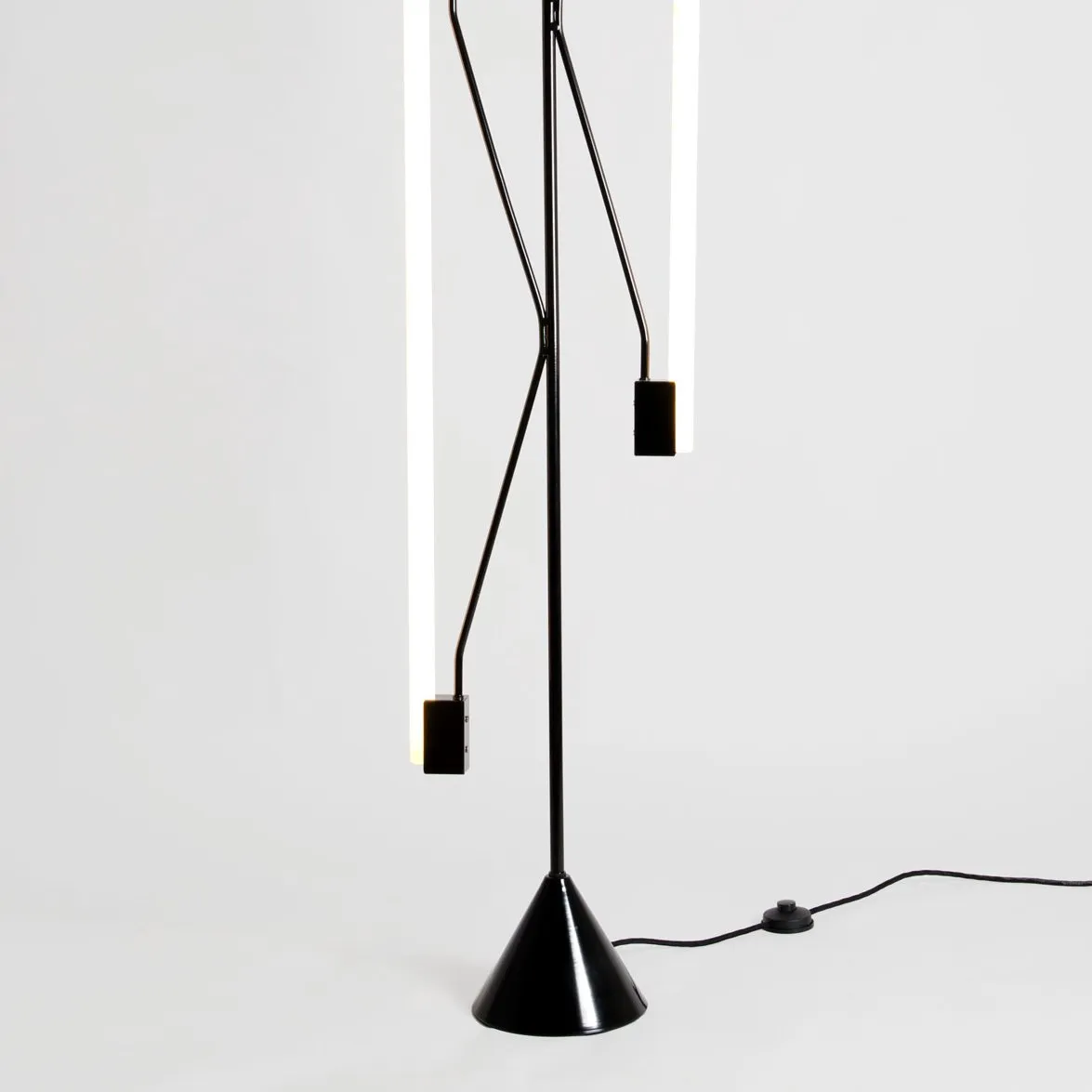 2 Tubes – Atelier Areti at Mesmetric