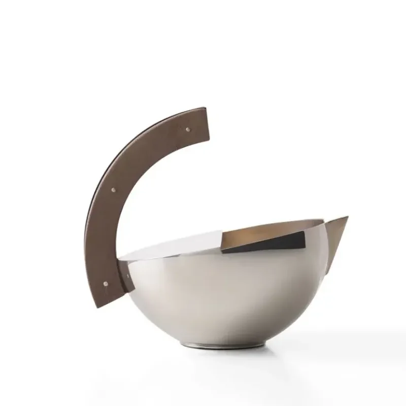 Marianne Teaset – Giorgetti at Mesmetric