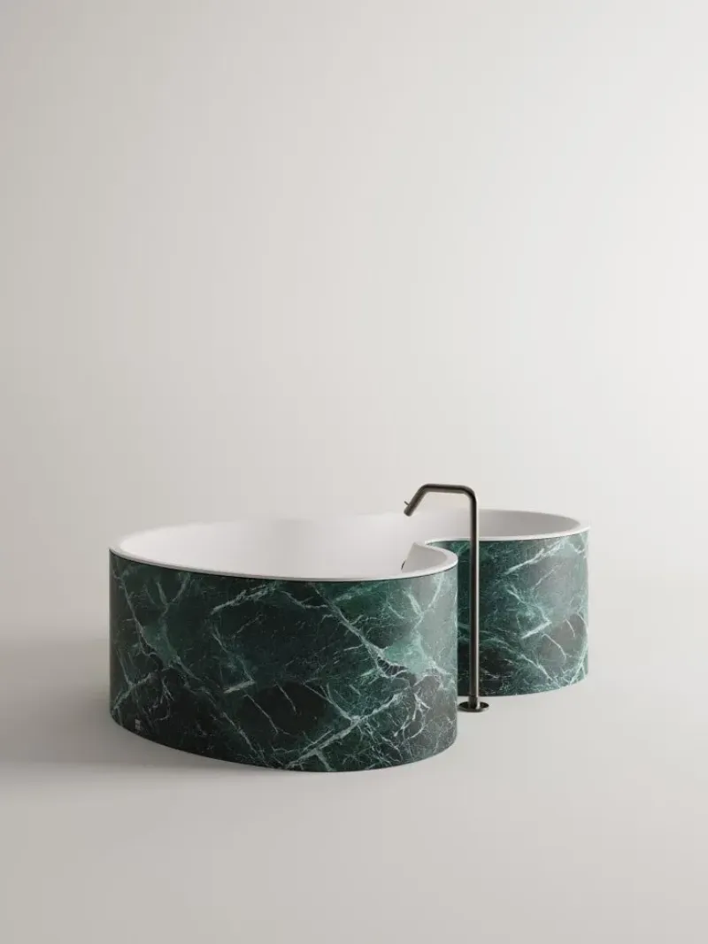 DR Solid Surface