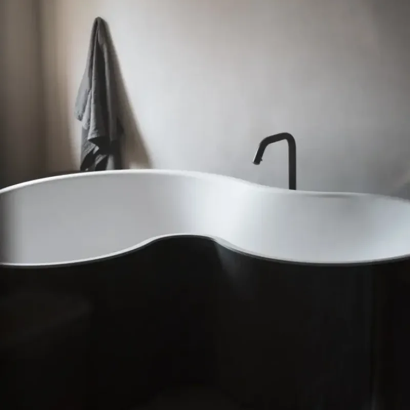 DR Solid Surface