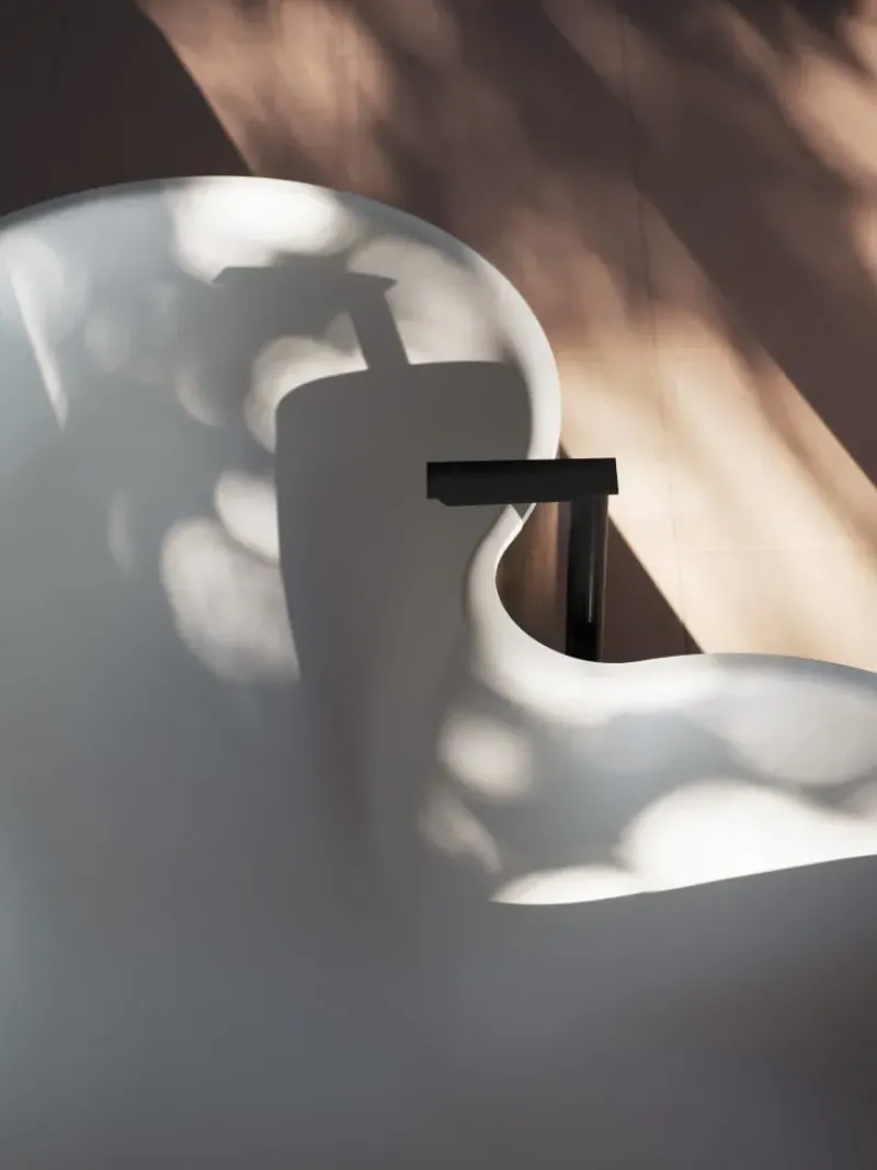 DR Solid Surface