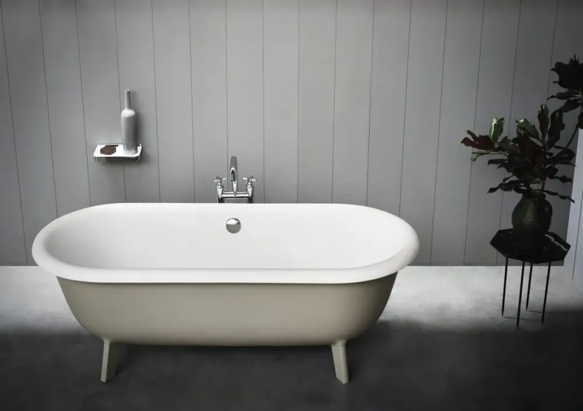 Ottocento Freestanding