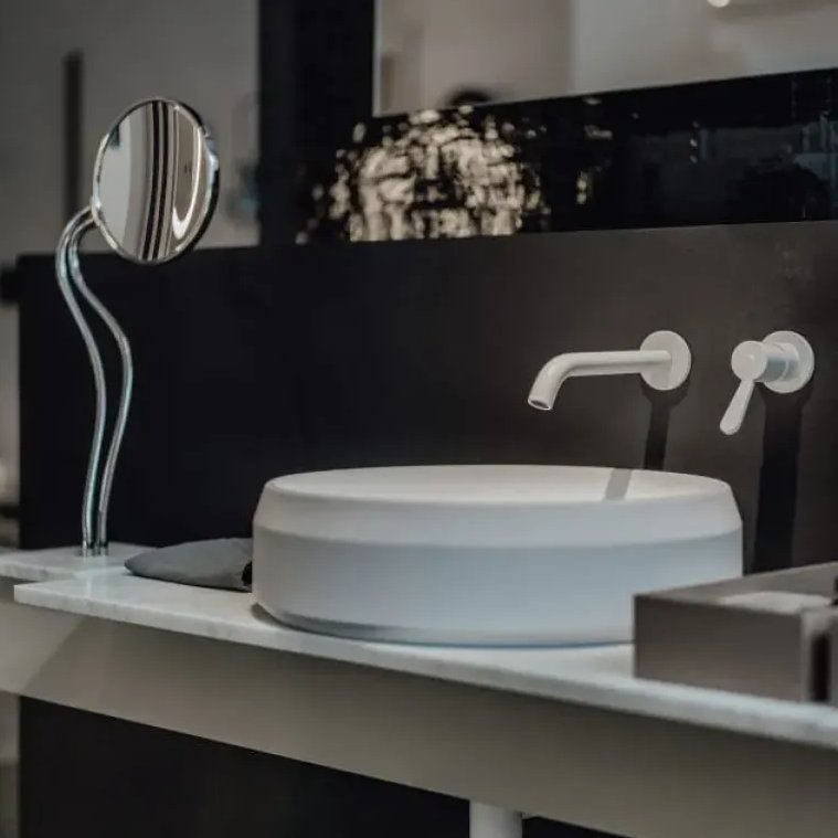Lariana Round Over Countertop Washbasin