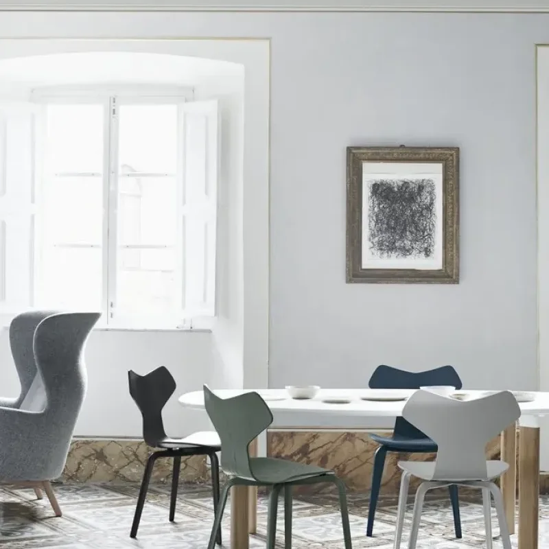 Analog™ - Fritz Hansen w Mesmetric