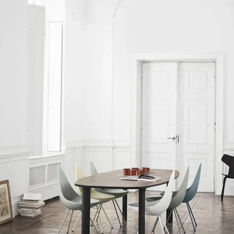 Analog™ - Fritz Hansen w Mesmetric