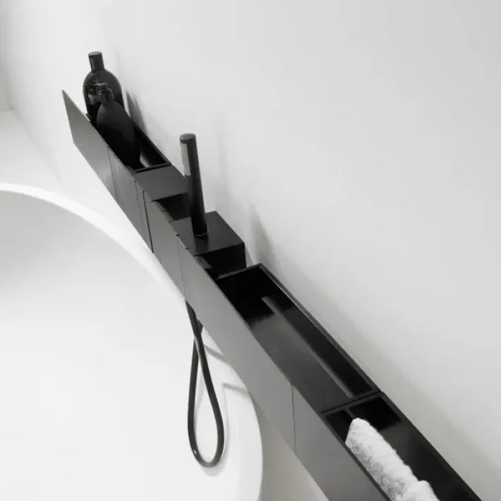 Sen Bathtub Wall Mounted