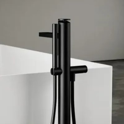 Sen Bathtub Floor Mounted With Handheld Shower