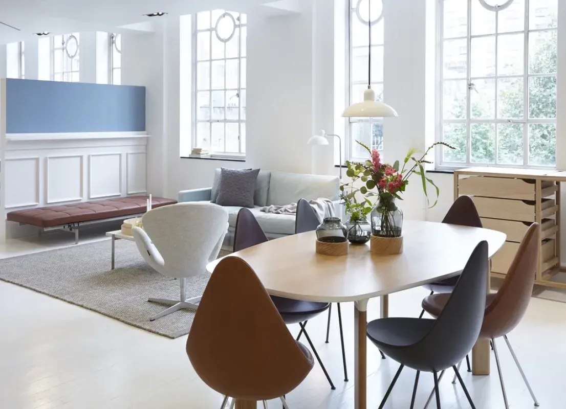 Analog™ - Fritz Hansen w Mesmetric