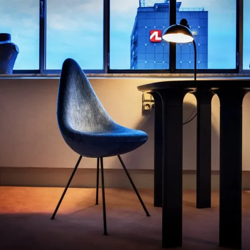 Analog™ - Fritz Hansen w Mesmetric