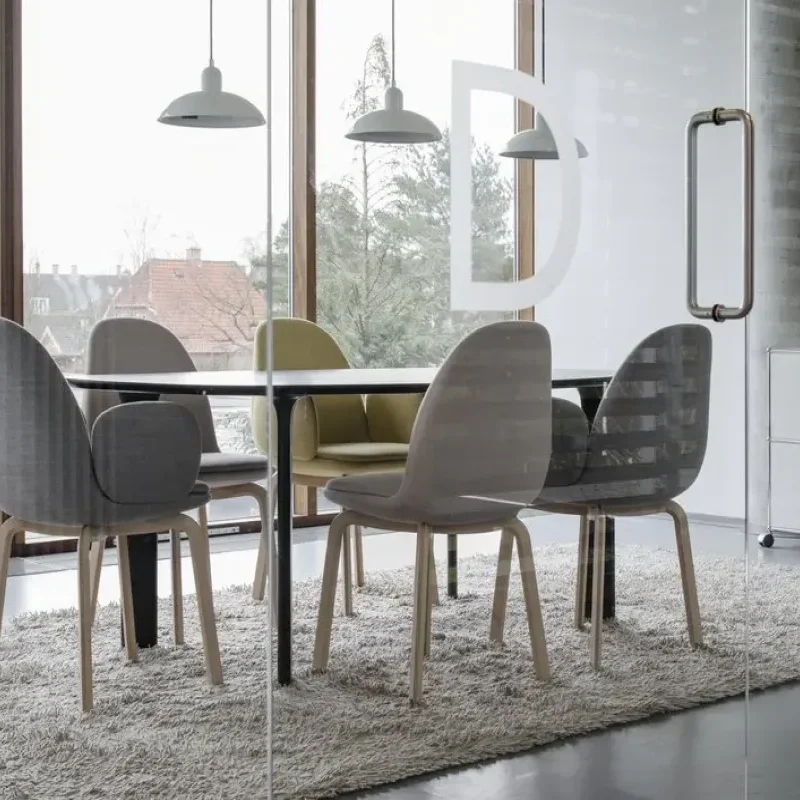 Analog™ - Fritz Hansen w Mesmetric