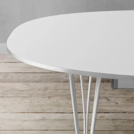 Superellipse™ – Fritz Hansen at Mesmetric