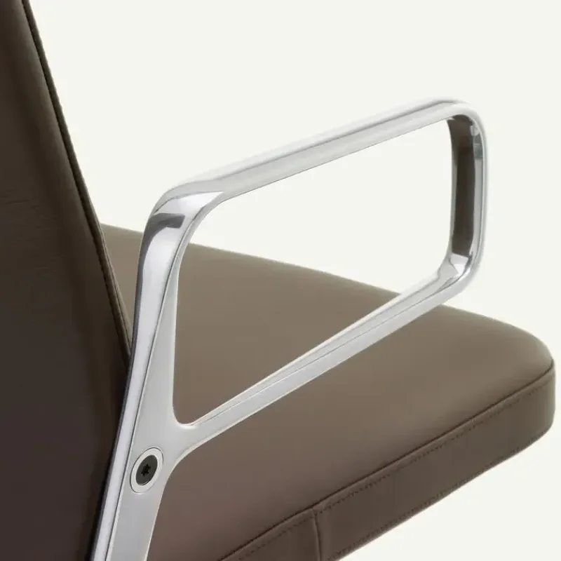 AC 5 Meet - Vitra w Mesmetric