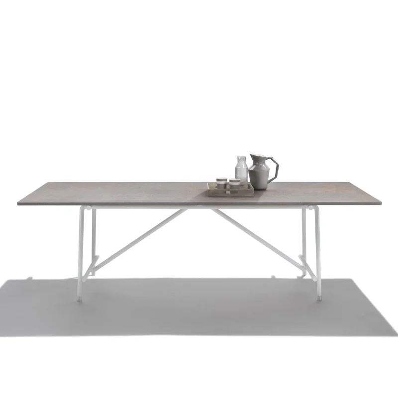 Any Day Outdoor - Flexform w Mesmetric