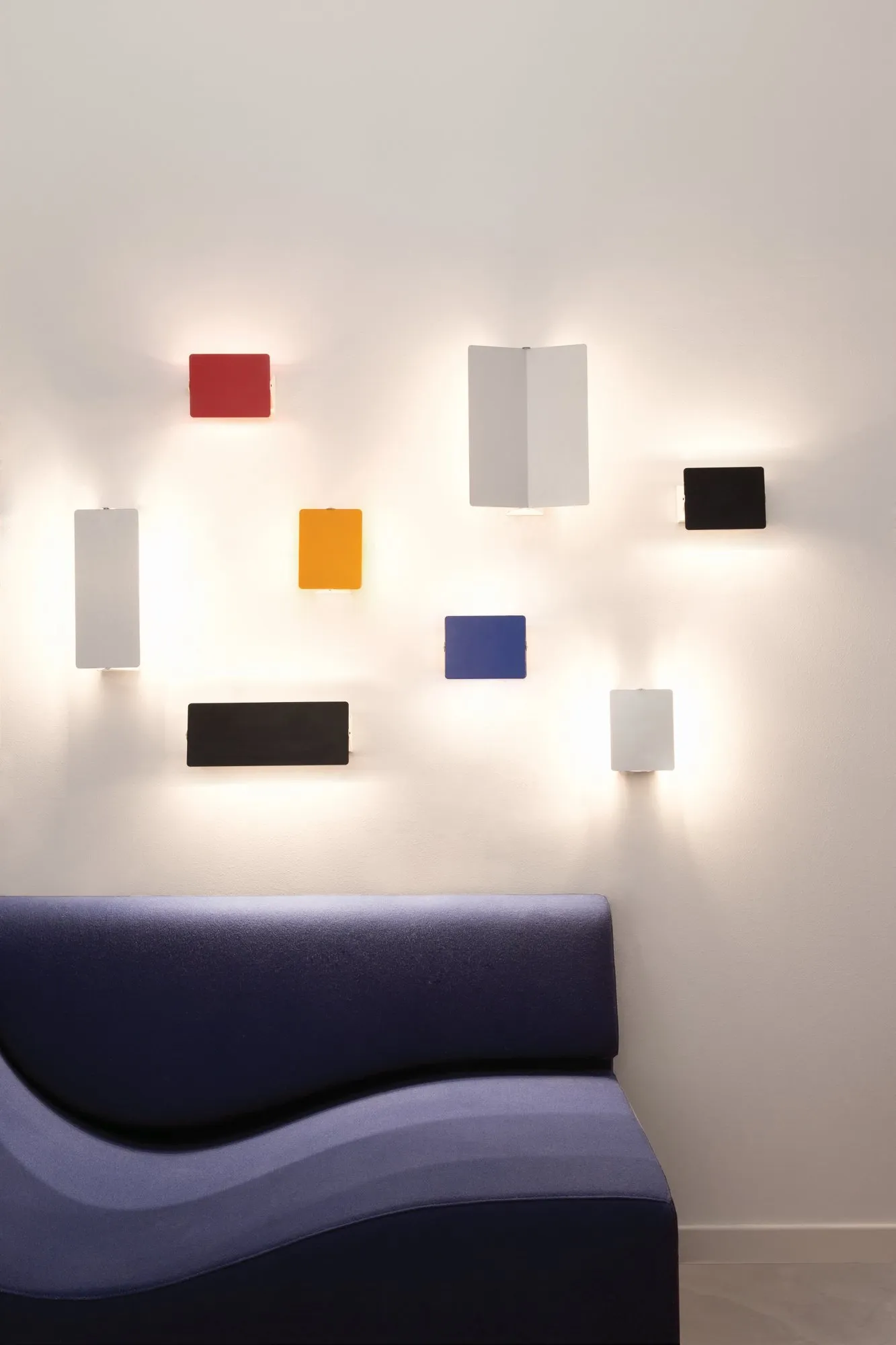 Applique À Volet Pivotant Double – Nemo Lighting at Mesmetric