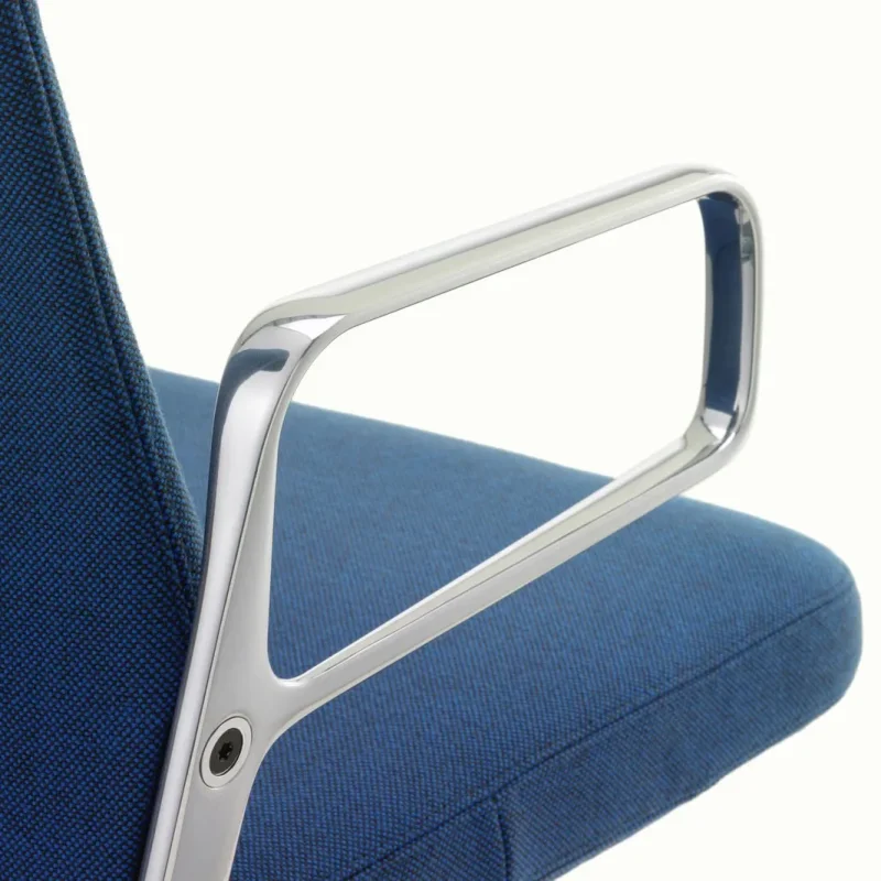 AC 5 Meet - Vitra w Mesmetric