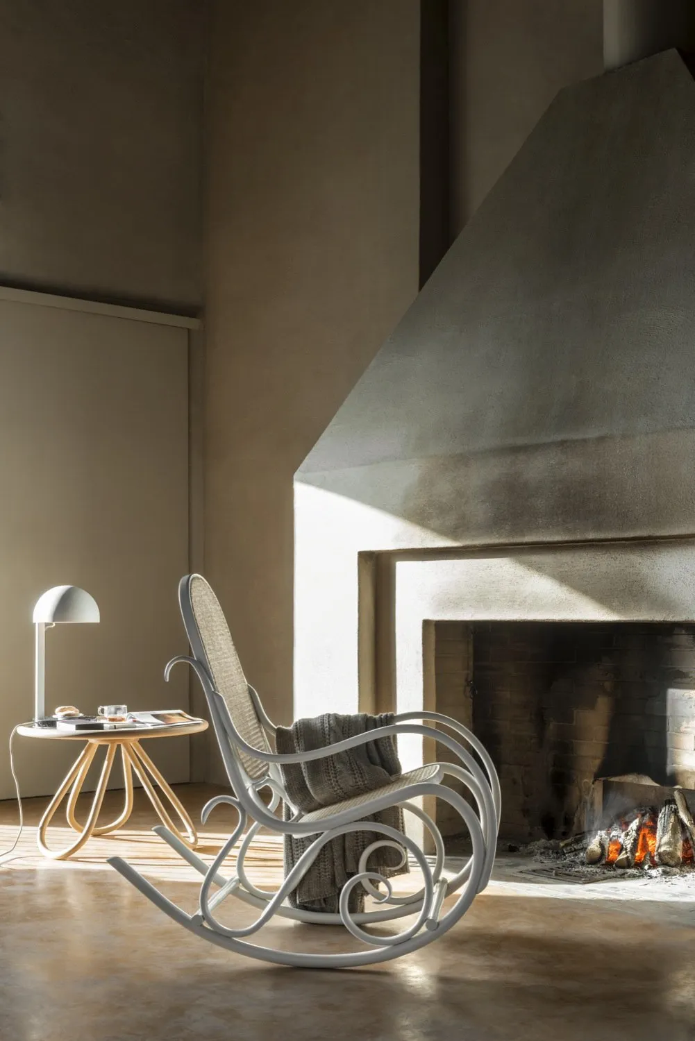Arch Coffee table – Gebrüder Thonet Vienna at Mesmetric