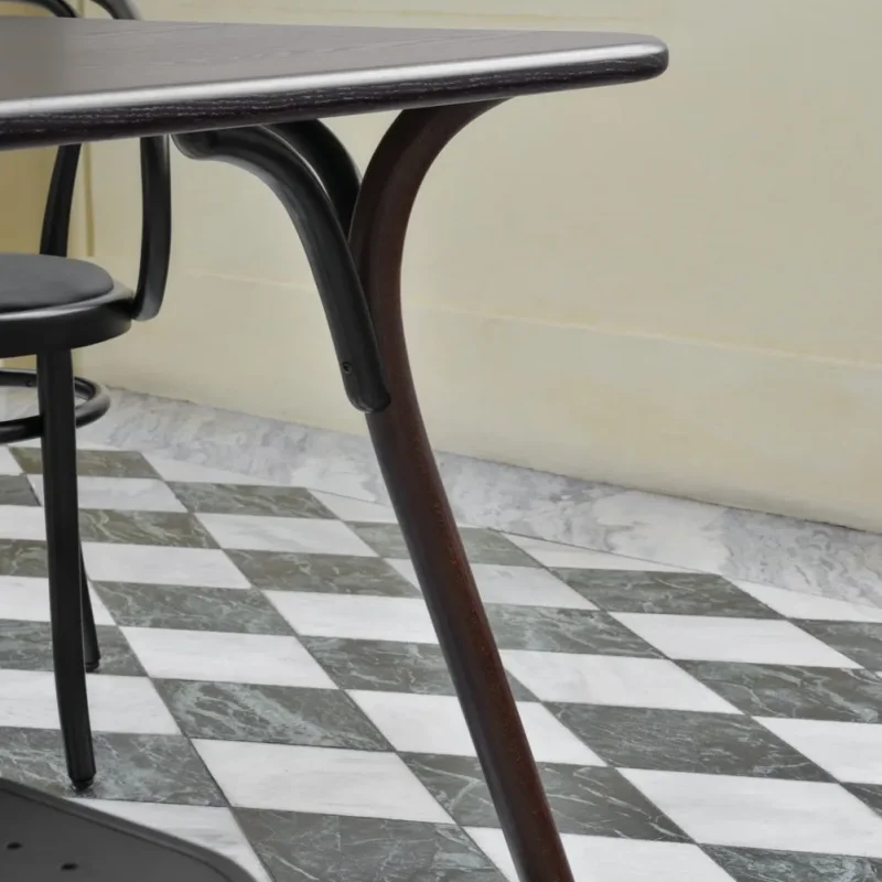 Arch Dining – Gebrüder Thonet Vienna at Mesmetric