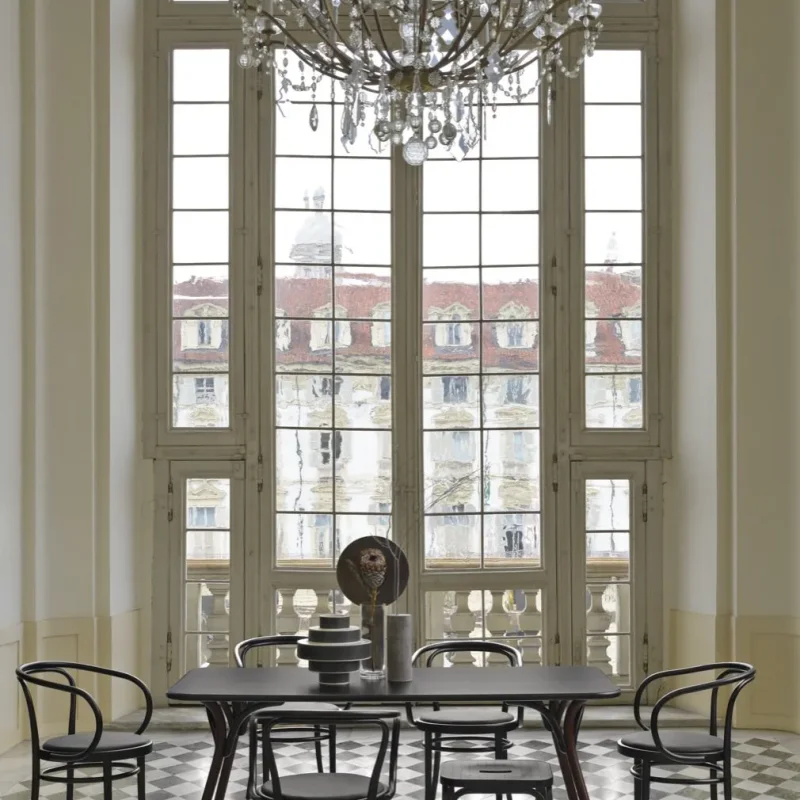 Arch Dining – Gebrüder Thonet Vienna at Mesmetric