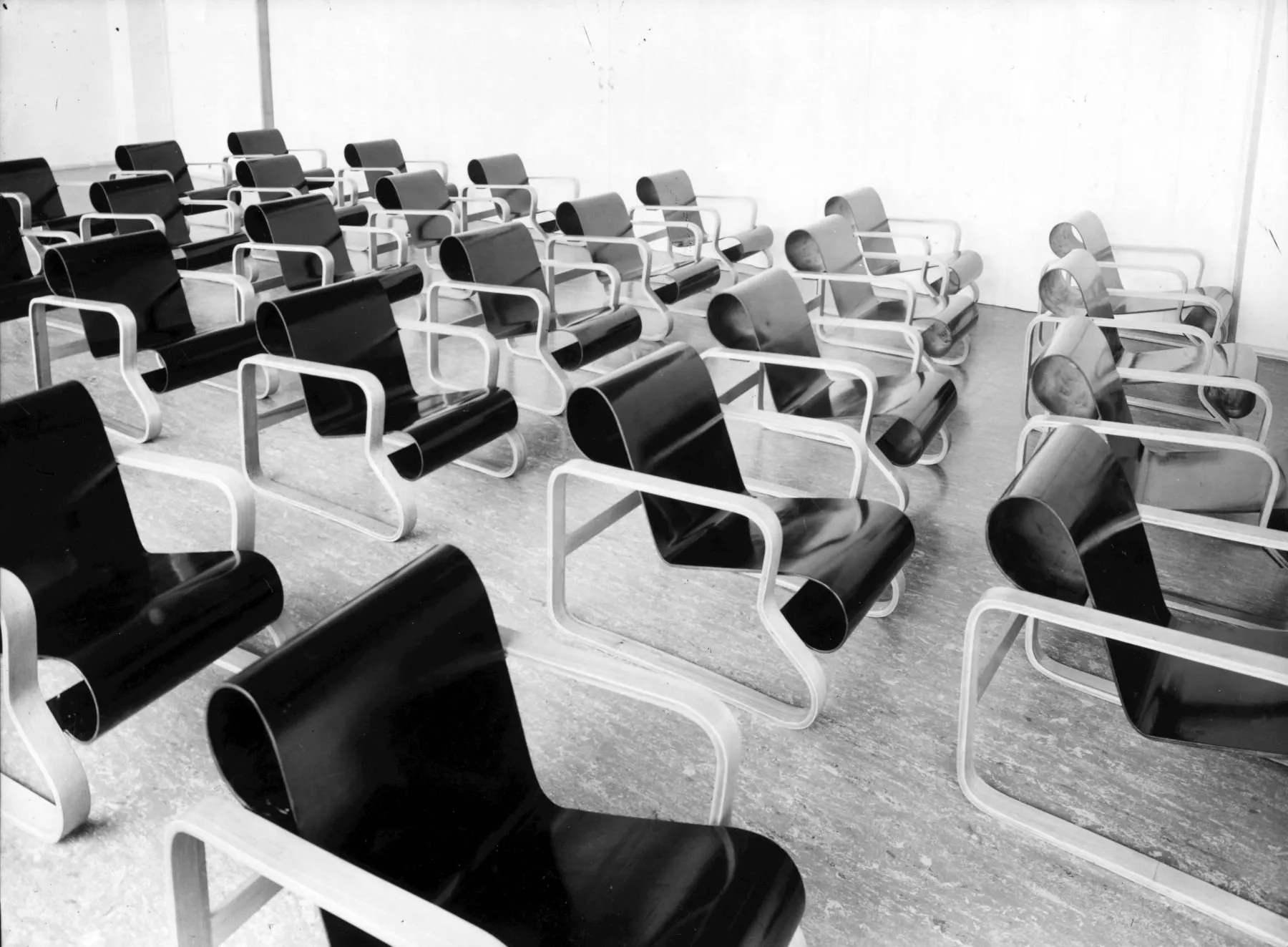 Armchair 41 - Artek w Mesmetric