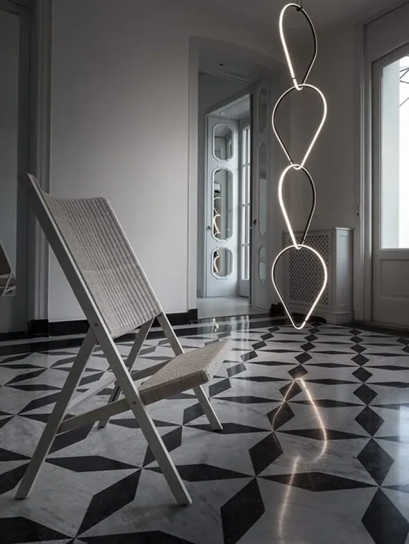 Arrangements Drop Down – Flos at Mesmetric