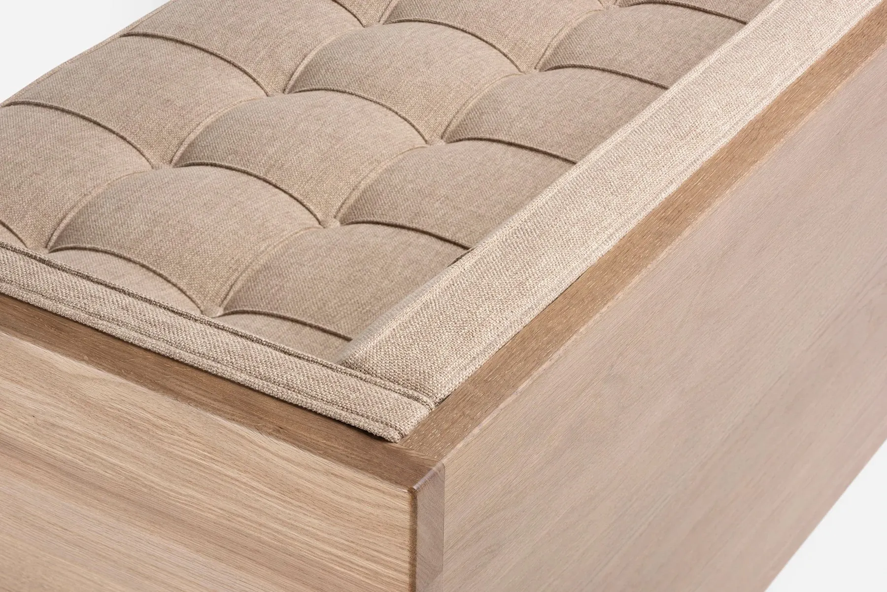 227 Box Sofa – De La Espada at Mesmetric