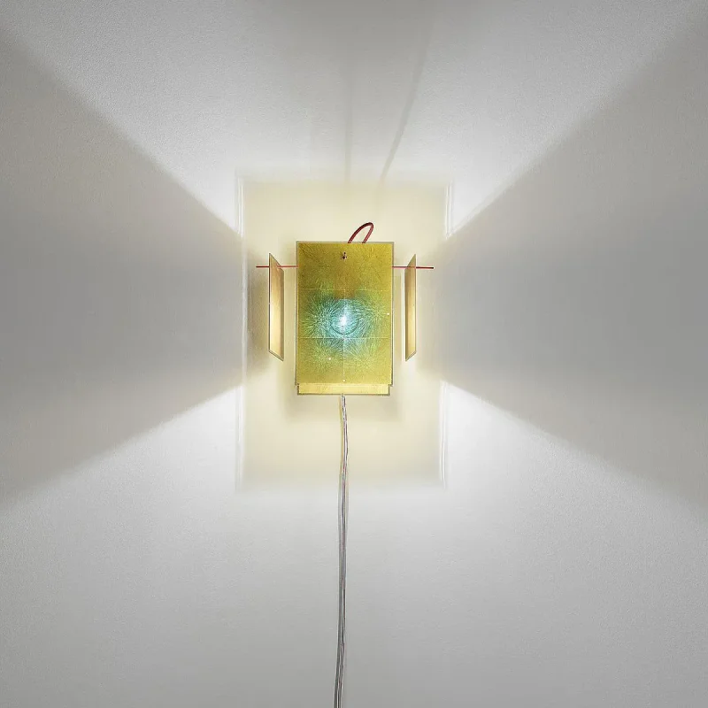 24 karat blau wall – Ingo Maurer at Mesmetric
